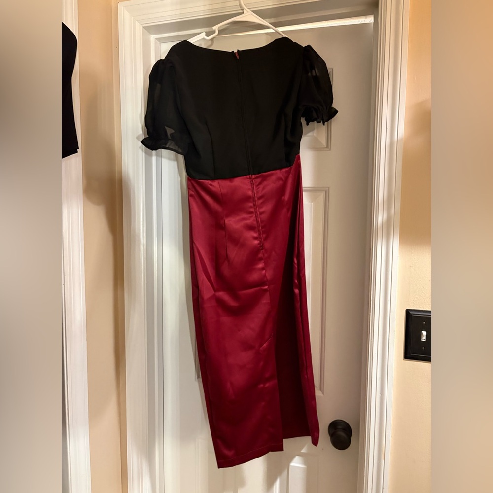 Pinup Couture Black and Red Dress - Picture 5 of 7